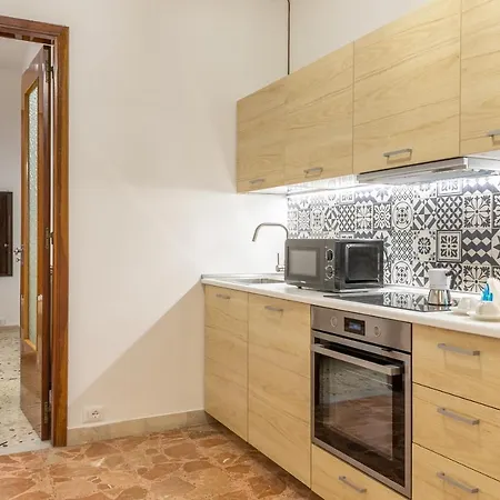 アパート Vito 80 *